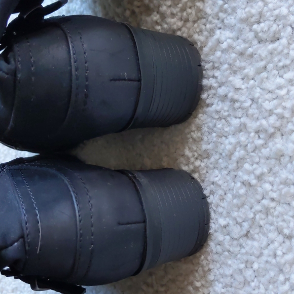 White Mountain Boots, Black size 7.5 - Picture 3 of 6